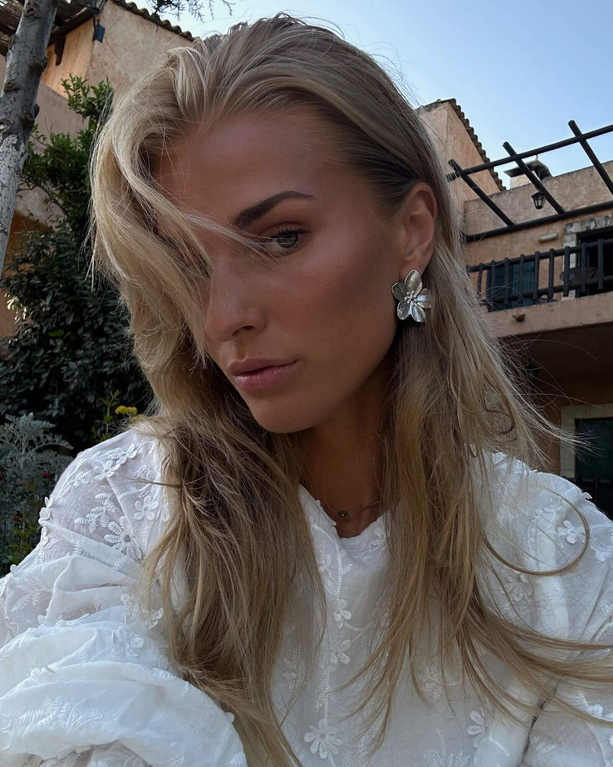 NORA HALSKÆDE