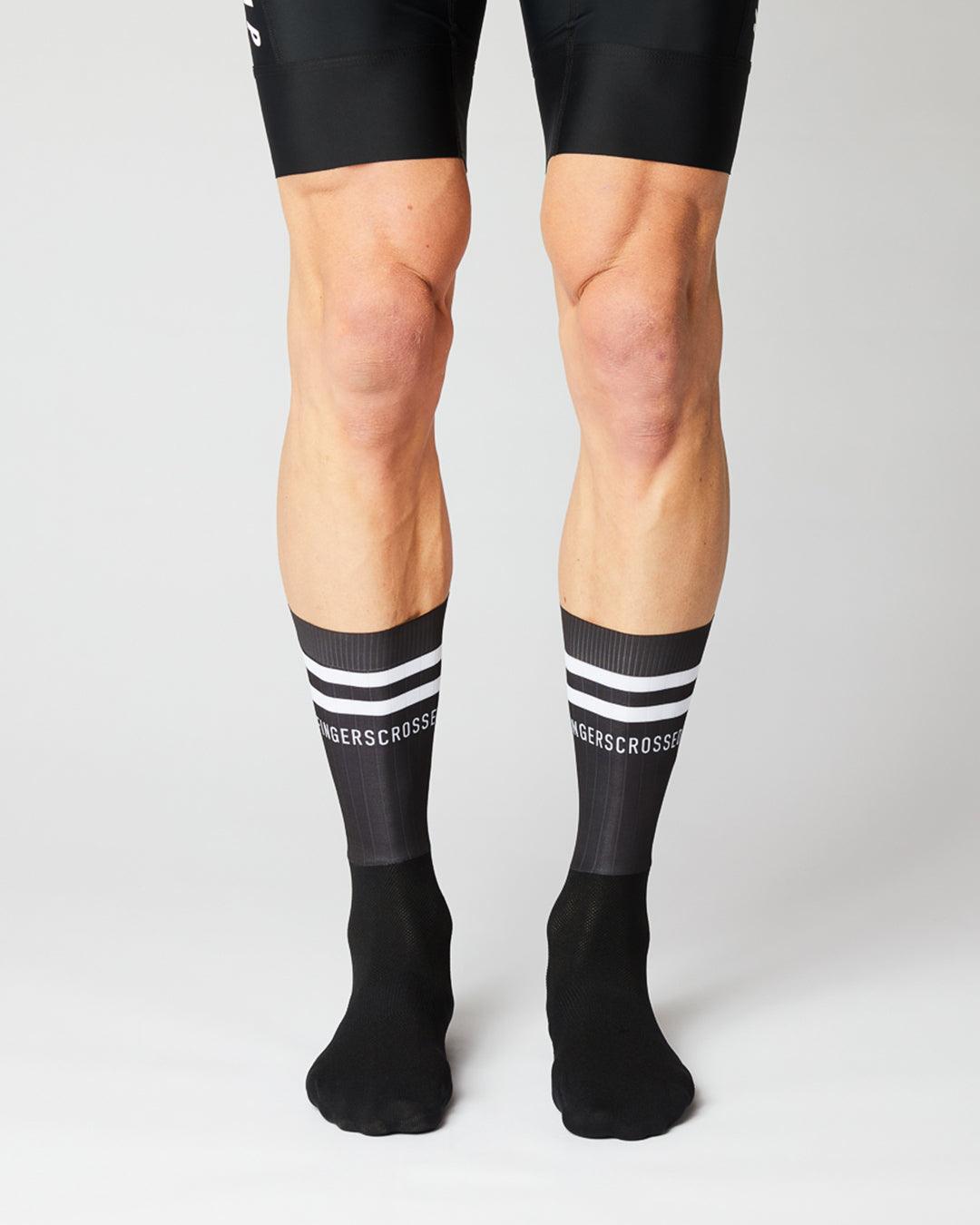 Aero Stripes Cykelstrømper - Fingerscrossed - Sort