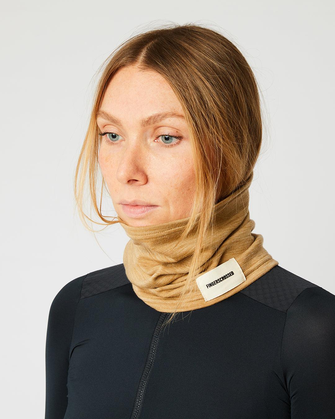 Halsedisse - Fingerscrossed - Camel