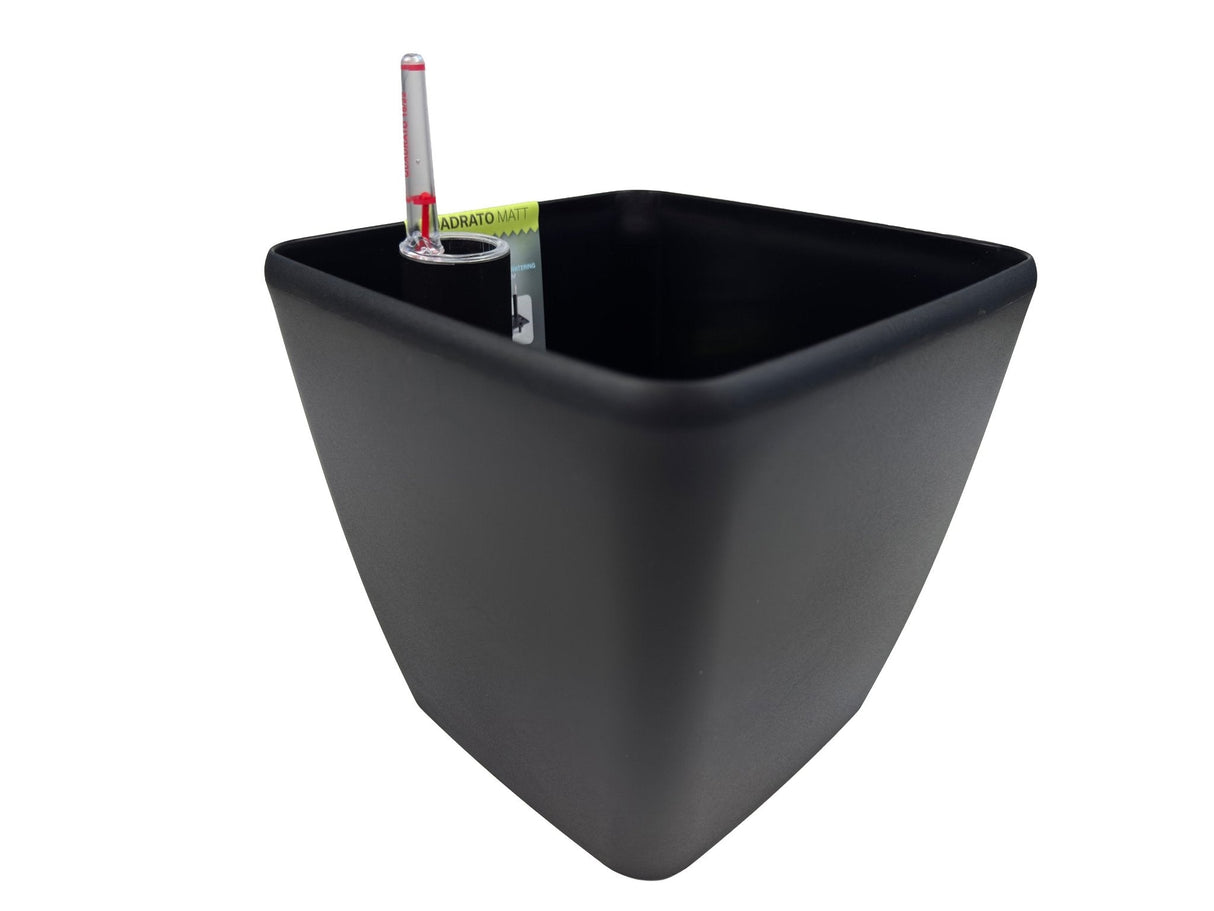 Quadrato Matt - 18 cm sort - plantekrukke med selvvanding